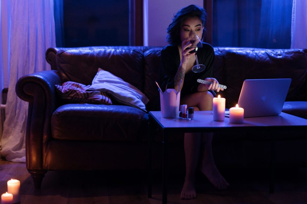 Turn on Netflix online with friends for a group movie night