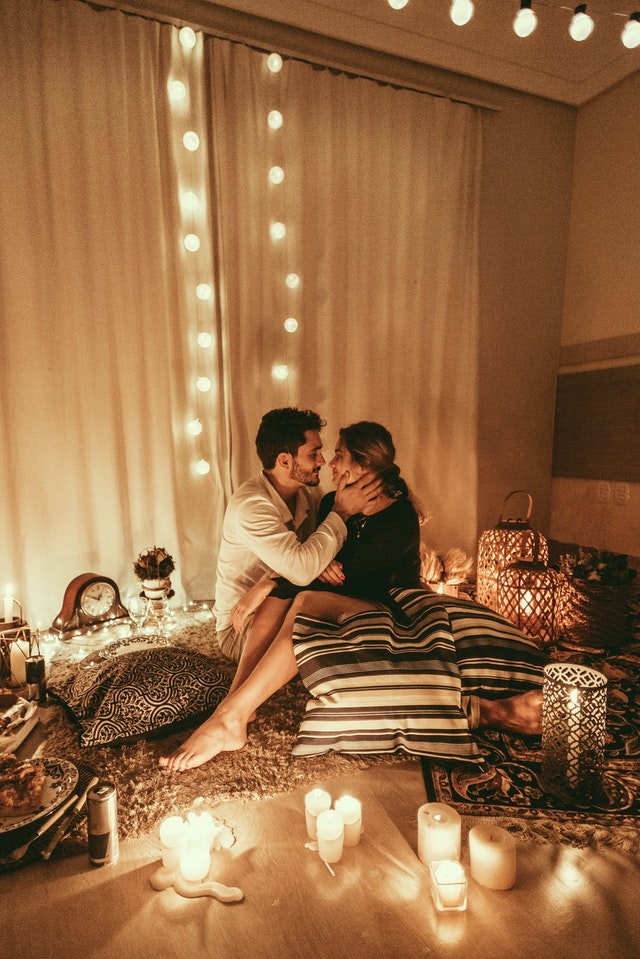 Enjoy a cozy dinner date with your quarantine boo with an intimate dinner at home