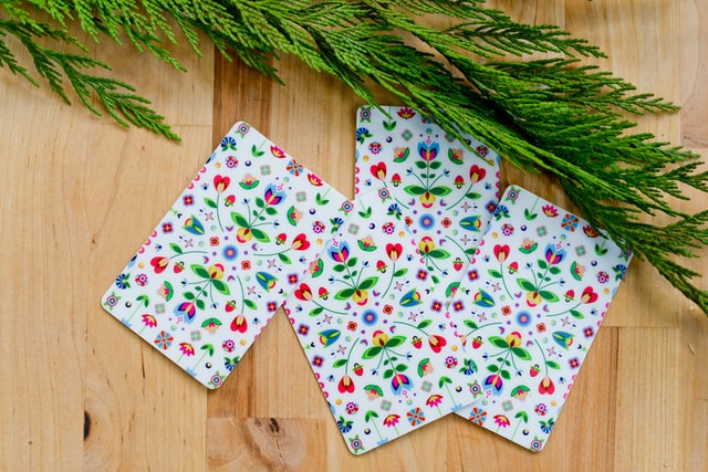 A holiday gift card is one of the best gifts to make sure people get what they want for Christmas